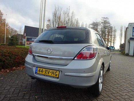 Opel Astra - 1.6 T Cosmo 5drs, 180PK 1ste eigenaar, NAP, Clima - 1