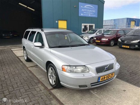 Volvo V70 - 2.4 D5 EDITION CLASSIC - 1