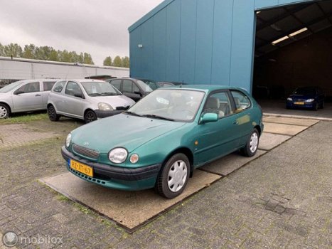 Toyota Corolla - 1.6-16V Luna Stuurbekrachtiging, Elektr. ramen, CV, NAP - 1