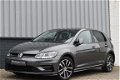 Volkswagen Golf - R-Line Facelift Model Navi Zandloper ACC Trekhaak DAB Alcantara 17 Inch Madrid - 1 - Thumbnail