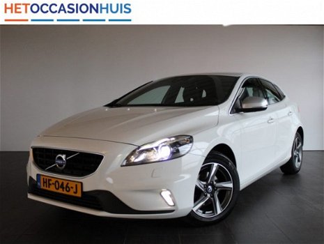 Volvo V40 - 2.0 D2 120 PK Business Sport - 1