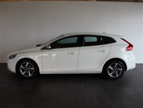 Volvo V40 - 2.0 D2 120 PK Business Sport - 1