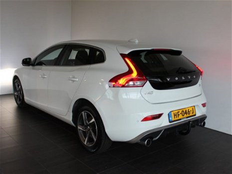 Volvo V40 - 2.0 D2 120 PK Business Sport - 1