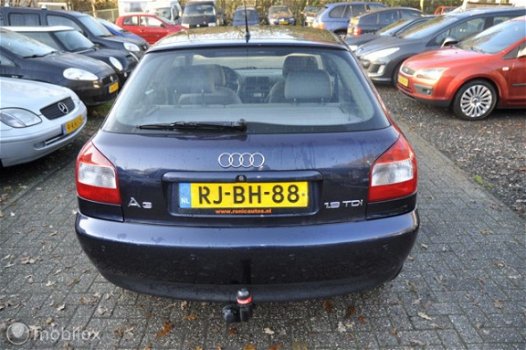 Audi A3 - 1.9 TDI Ambiente AUTOMAAT - 1