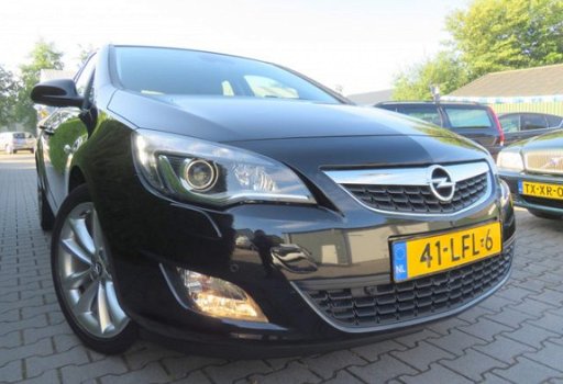 Opel Astra - 1.4 Turbo Cosmo NAVI / LEDER / AIRCO/ECC - 1