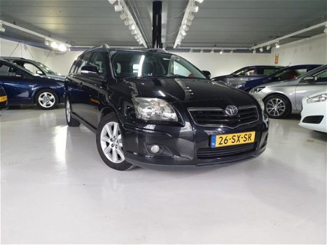 Toyota Avensis Wagon - 2.4 VVTi Luna AUTOMAAT DEALER ONDERHOUDEN BLUETOOTH TREKHAAK NAP NL AUTO - 1