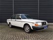 Volvo 240 - 2.0 Turbo Overdrive Wit met zwart lederen bekleding in zeldzaam mooie staat - 1 - Thumbnail