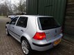 Volkswagen Golf - 1 - Thumbnail