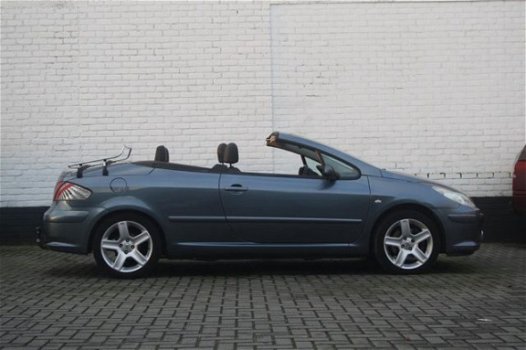 Peugeot 307 CC - 2.0 HDiF Sport 1ste eig Navi Leder Trekhaak volle uitvoering - 1