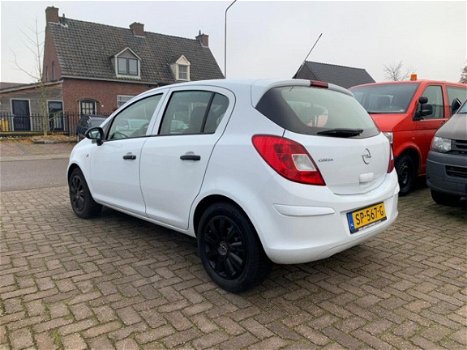 Opel Corsa - 1.2-16V Cosmo ( LAGE KM - NAP / NW APK / AIRCO / 5 DRS ) - 1