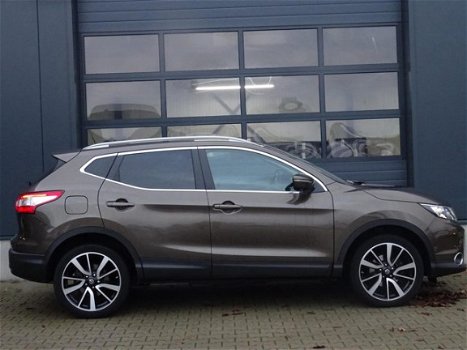 Nissan Qashqai - 1.2 Premier Edition - 1