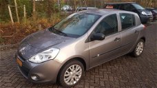 Renault Clio - 1.2-16V Collection