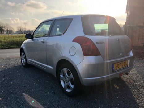 Suzuki Swift - 1.3 Exclusive ( Airco + Elektrische ramen ) - 1