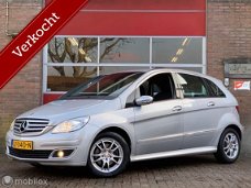 Mercedes-Benz B-klasse - 180 CDI | AUT | NAVI | PDC | A/C | CRUISE |TREKHAAK