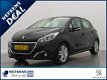 Peugeot 208 - 1.2 82pk Signature | Navigatie | Parkeersensoren | Airco | - 1 - Thumbnail