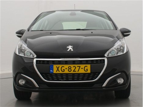 Peugeot 208 - 1.2 82pk Signature | Navigatie | Parkeersensoren | Airco | - 1