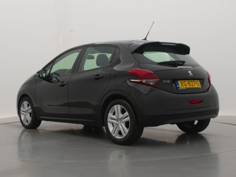 Peugeot 208 - 1.2 82pk Signature | Navigatie | Parkeersensoren | Airco | - 1