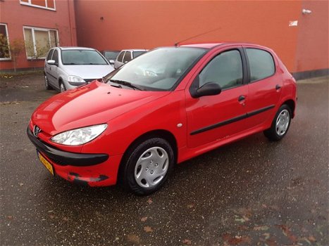 Peugeot 206 - 1.1 XR - APK 11-12-2020 - 1