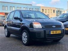 Ford Fusion - 1.4-16V Champion