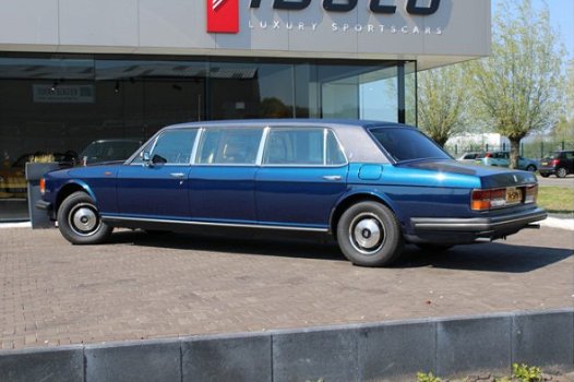 Rolls-Royce Silver Spur - - Limousine 36-inch stretch - 1