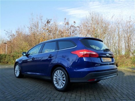 Ford Focus Wagon - 1.5 TDCI Titanium Automatic Xenon Navi Camera - 1