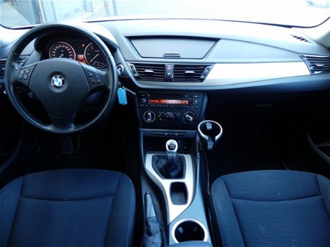 BMW X1 - SDrive18d Airco, 18