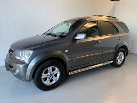 Kia Sorento - 2.5 CRDI Comfort HR 4x4 Airco Trekhaak grijs kenteken - 1