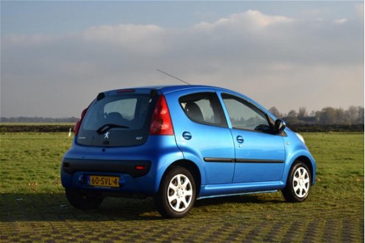 Peugeot 107 - 1.0-12V XS Airco, dealeronderhouden - 1