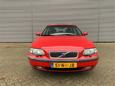 Volvo V70 - 2.4 D5 ✅NAP, LEDER, AIRCO, CRUISE, STOELVERW, BLUETOOTH, BOEKJES, 2XSLEUTELS - 1