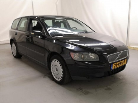 Volvo V50 - 1.6D ✅NAP, AIRCO, CRUISE, 2XSLEUTELS, BOEKJES, TREKHAAK - 1