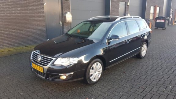 Volkswagen Passat Variant - 2.0 TDI 140pk Highline - 1