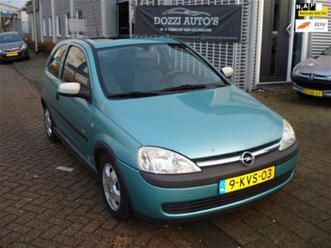 Opel Corsa - 1.0-12V Comfort nieuw apk - 1