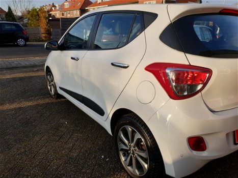 Hyundai i10 - Luxe uitvoering, Automaat - 1