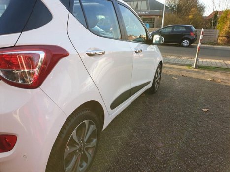 Hyundai i10 - Luxe uitvoering, Automaat - 1