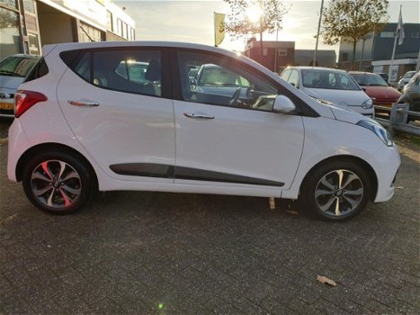 Hyundai i10 - Luxe uitvoering, Automaat - 1