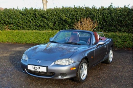 Mazda MX-5 - NBFL 1.6l Grijs, uitvoering Phoenix - 1