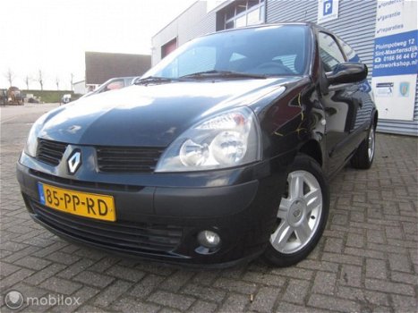 Renault Clio - 1.4-16V Dynam.Luxe Stuurbekr Lm Zonnedak NAP - 1