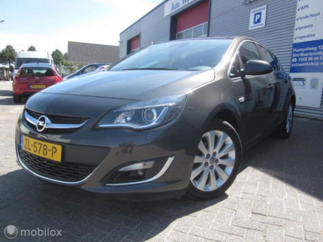 Opel Astra - 1.4 Turbo Cosmo Leer Xenon PDC Navi 1st eig - 1