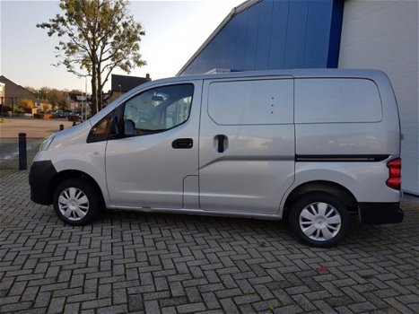 Nissan NV200 - 1