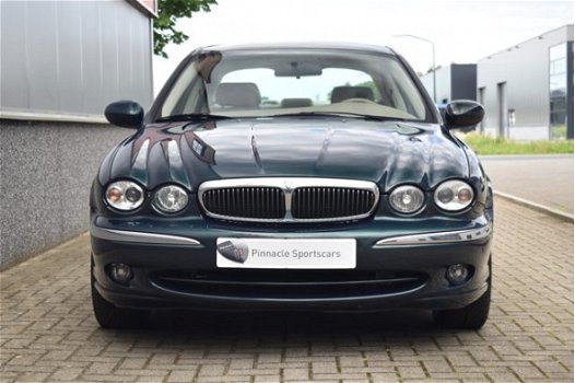 Jaguar X-type - 2.5 V6 Executive Leer / 4 x 4 / Climate & Cruise / YoungTimer - 1