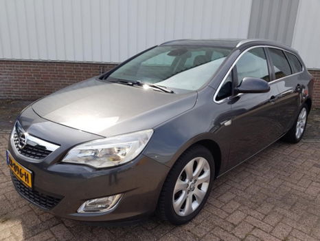 Opel Astra Sports Tourer - 1.4 Turbo Edition 140PK, Navigatie, Schuifdak, PDC, Bluetooth, Climate co - 1