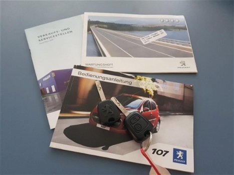 Peugeot 107 - 1.0-12V XS Airco, Toerenteller, Centrale vergrendeling, Elektrische ramen - 1