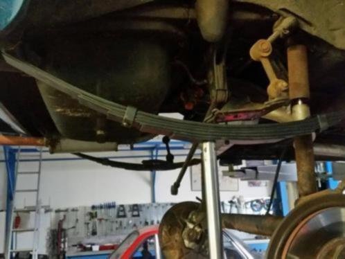 Bladveren vervangen Lancia Fulvia - Afbeelding 4