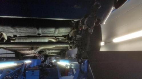 Bladveren vervangen Lancia Fulvia - Afbeelding 5