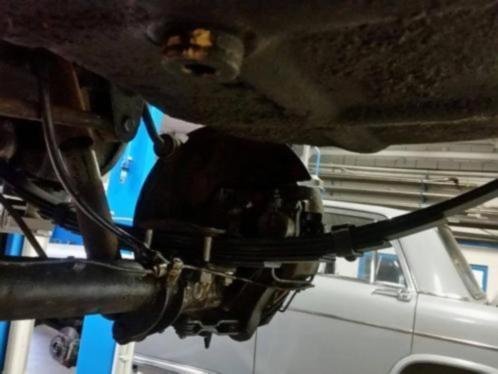 Bladveren vervangen Lancia Fulvia - Afbeelding 6