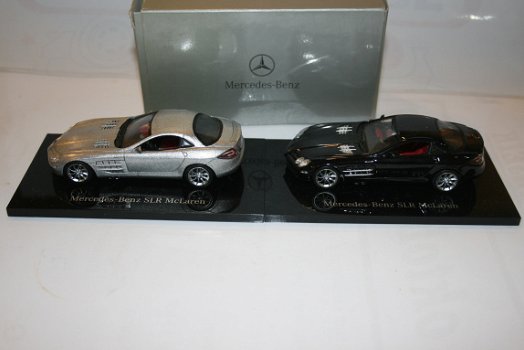 Mercedes SLR Mc Laren 1/43 Minichamps - 4