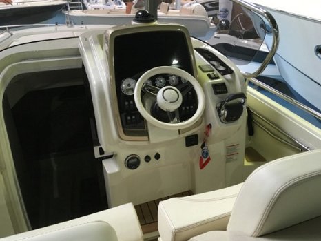 Invictus yacht Invictus 280 CX met Volvo Penta V8 350 pk - 4