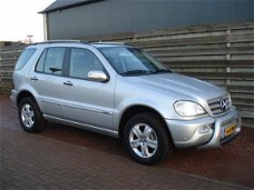 Mercedes-Benz M-klasse - 400 CDI Special Edition 93142 Km