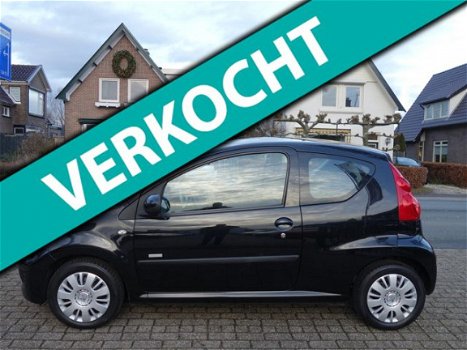 Peugeot 107 - 1.0-12V Millesim 200 31.000 km NAP Airco - 1