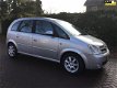 Opel Meriva - 1.6-16V Cosmo met airco/clima & trekhaak - 1 - Thumbnail